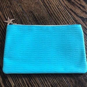 Like new condition Ipsy makeup bag